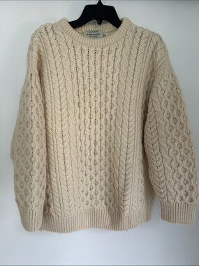 Cladyknit 100%wool Ivory Cable-Textured Crewneck Sweater